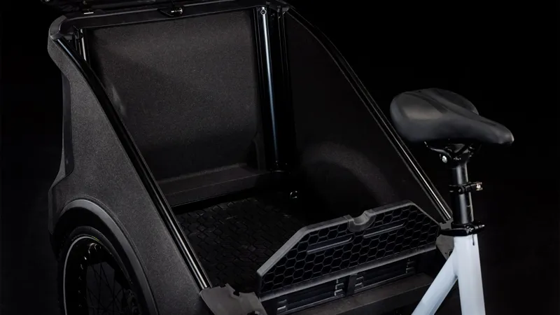 Cube Trike Family Hybrid 1500 Road Bike In White-12